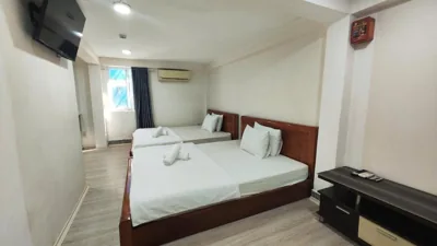 Crowne Cafe Hotel Pham Ngu Lao – Photos 6